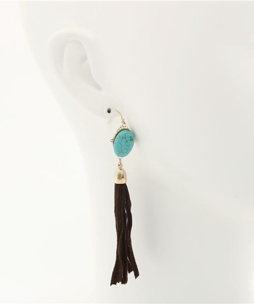 Kastane(カスタネ)の「フリンジピアス(ピアス(両耳用)・レディース・ブラウン/オフホワイト・FREE)」の6枚目の写真