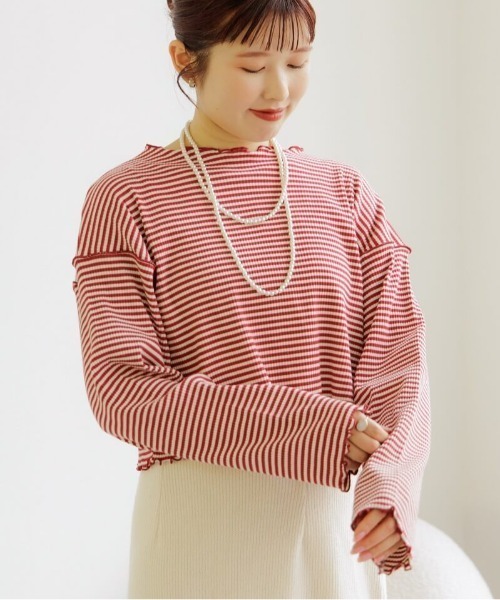 flower(フラワー)の「タイニーブロッサムトップ(Tシャツ/カットソー・レディース・チャコール/レッド・FREE)」の1枚目の写真