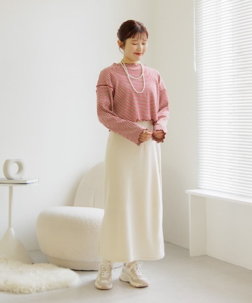 flower(フラワー)の「タイニーブロッサムトップ(Tシャツ/カットソー・レディース・チャコール/レッド・FREE)」の5枚目の写真