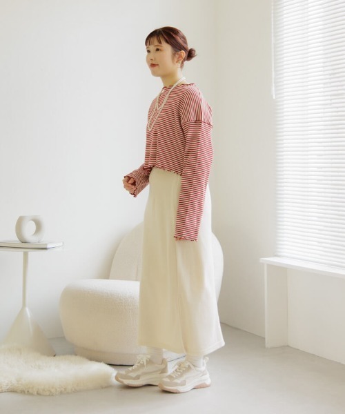 flower(フラワー)の「タイニーブロッサムトップ(Tシャツ/カットソー・レディース・チャコール/レッド・FREE)」の6枚目の写真