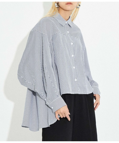 Settimissimo（セッティミッシモ）の「ボリュームスリーブ フレア