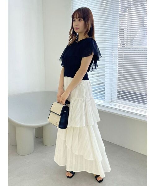 CALNAMUR(カルナムール)の「チュールラッフル2WAYプルオーバー(ニット/セーター・レディース・ブラック/ライトブルー/ホワイト・FREE)」の14枚目の写真