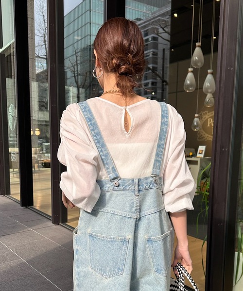 DouDou(ドゥドゥ)の「【WEB限定】 気流染めパワショルブラウス(シャツ/ブラウス・レディース・オフホワイト/ブルー/ブラック・FREE)」の8枚目の写真