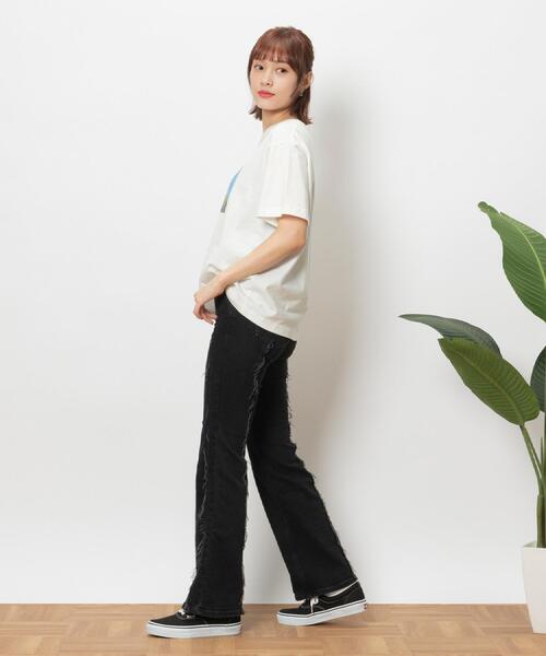 SOMETHING(サムシング)の「SOMETHING(サムシング)「LISA」フレアパンツ(デニムパンツ・レディース・ブラック・25inch/26inch/27inch/28inch/29inch)」の10枚目の写真