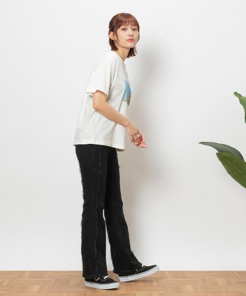 SOMETHING(サムシング)の「SOMETHING(サムシング)「LISA」フレアパンツ(デニムパンツ・レディース・ブラック・25inch/26inch/27inch/28inch/29inch)」の11枚目の写真