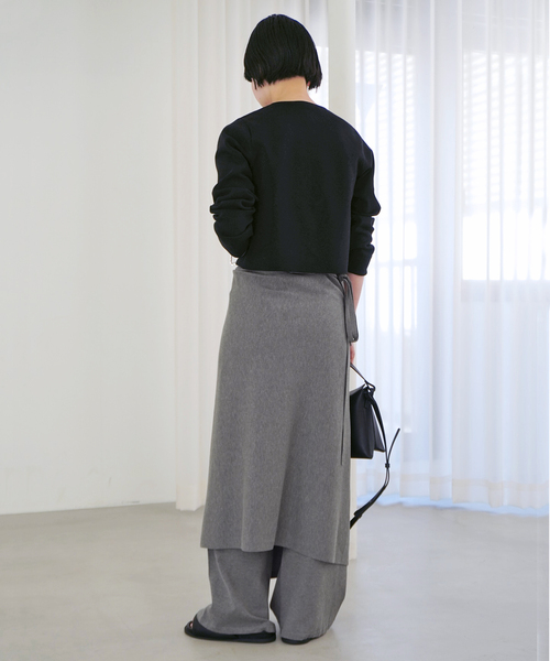 AP STUDIO（エーピーストゥディオ）の「ツインニットボトムス（スラックス・レディース・チャコールグレー・FREE/36/38）」の12枚目の写真