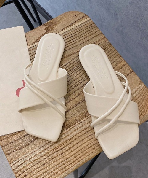 Miniministore（ミニミニストア）の「フラットサンダル 美脚 スリッパ 夏（サンダル・レディース・キャメル/ラベンダー/ブルー/ブラック/アイボリー・24.5cm/23.0cm/25.0cm/22.5cm/23.5cm/24.0cm）」の2枚目の写真