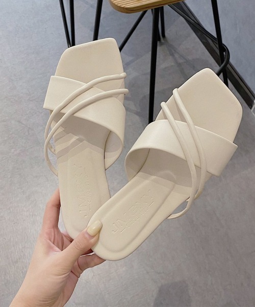 Miniministore（ミニミニストア）の「フラットサンダル 美脚 スリッパ 夏（サンダル・レディース・キャメル/ラベンダー/ブルー/ブラック/アイボリー・24.5cm/23.0cm/25.0cm/22.5cm/23.5cm/24.0cm）」の9枚目の写真