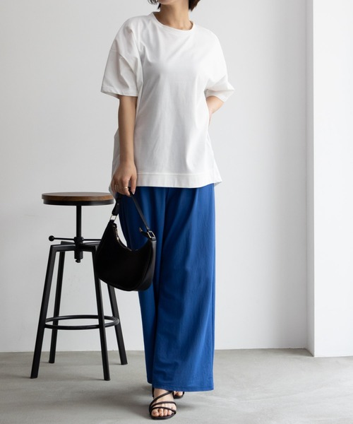 NAVY（ネイビー）の「NAVY 冷感 UVカット ドライ キレイ見えチュニックTシャツ（Tシャツ/カットソー・レディース・ホワイト/ベージュ/チャコールグレー・M/L/S/XL）」の4枚目の写真