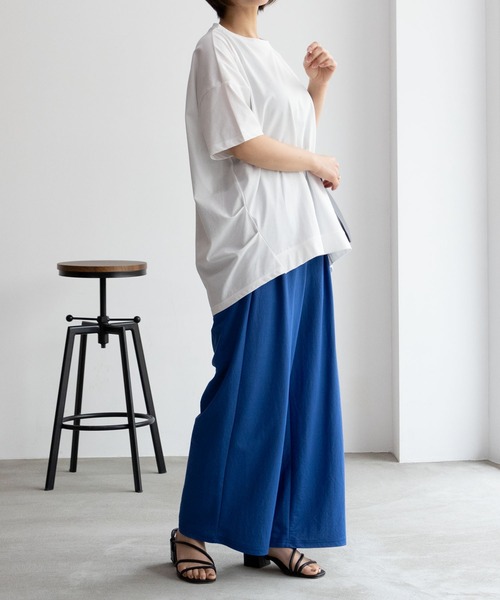 NAVY（ネイビー）の「NAVY 冷感 UVカット ドライ キレイ見えチュニックTシャツ（Tシャツ/カットソー・レディース・ホワイト/ベージュ/チャコールグレー・M/L/S/XL）」の5枚目の写真