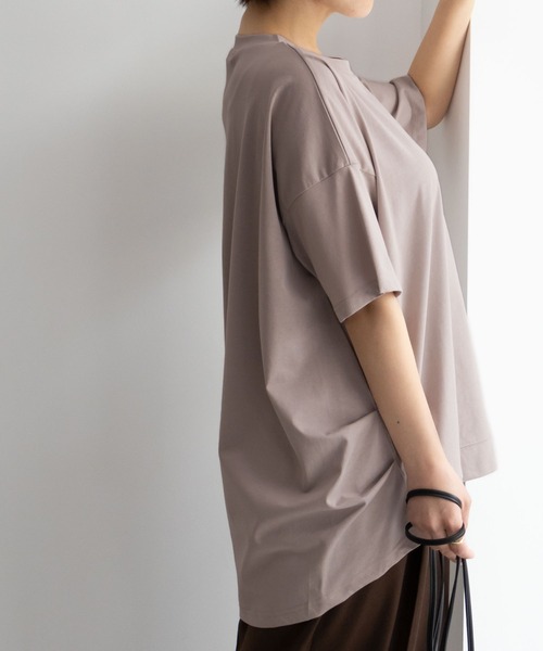 NAVY（ネイビー）の「NAVY 冷感 UVカット ドライ キレイ見えチュニックTシャツ（Tシャツ/カットソー・レディース・ホワイト/ベージュ/チャコールグレー・M/L/S/XL）」の13枚目の写真