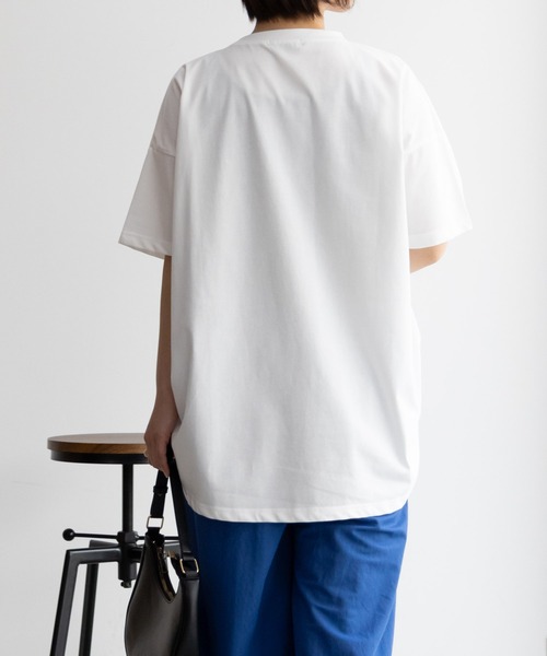 NAVY（ネイビー）の「NAVY 冷感 UVカット ドライ キレイ見えチュニックTシャツ（Tシャツ/カットソー・レディース・ホワイト/ベージュ/チャコールグレー・M/L/S/XL）」の15枚目の写真
