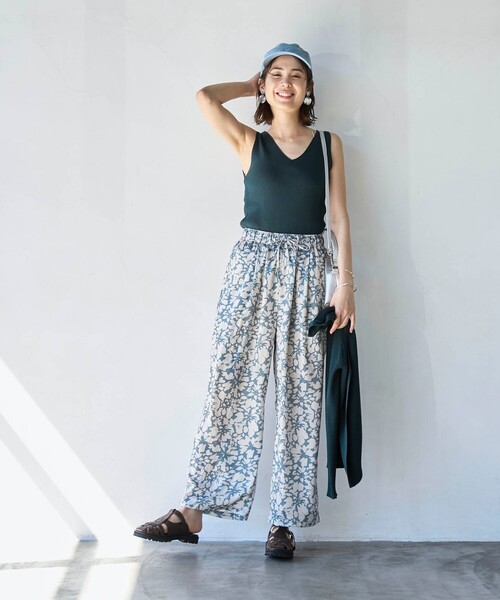 coen(コーエン)の「【RONEL】フラワープリントイージーパンツ(その他パンツ・レディース・グレー/ナチュラル・M/S)」の8枚目の写真
