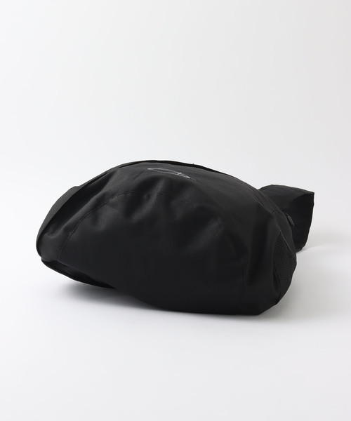 417 EDIFICE(フォーワンセブンエディフィス)の「BASELBASEL SLING BACKPACK 25L(ショルダーバッグ・メンズ・ブラック/ベージュ・FREE)」の6枚目の写真
