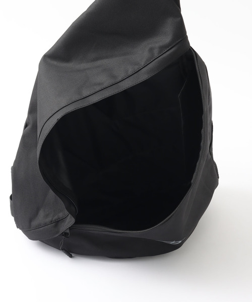 バッグ STORE セール】BASELBASEL SLING BACKPACK 25L（ショルダーバッグ