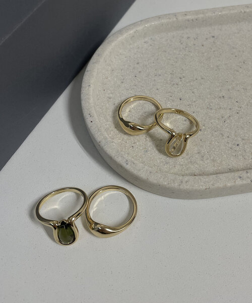 CAPRICIEUX LE'MAGE（カプリシューレマージュ）の「〈GOLDY/ゴールディ〉2SETドロップリング（ネックレス・レディース・カーキ/クリア・FREE）」の5枚目の写真