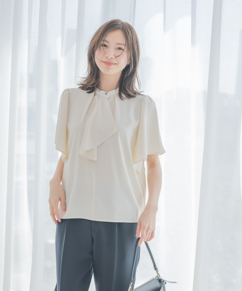 Jayro（ジャイロ）の「ボウタイ風袖フリルブラウス（シャツ/ブラウス・レディース・ホワイト/ベージュ/グリーン系その他/ネイビー・M）」の10枚目の写真