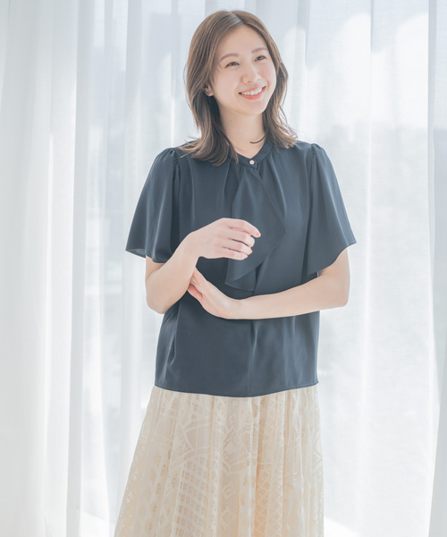 Jayro（ジャイロ）の「ボウタイ風袖フリルブラウス（シャツ/ブラウス・レディース・ホワイト/ベージュ/グリーン系その他/ネイビー・M）」の19枚目の写真