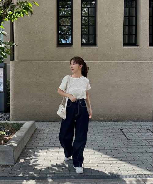 Amiur（エミレ）の「flower pattern waffle t shirt / フラワーパターンワッフルtシャツ（Tシャツ/カットソー・レディース・ホワイト/クリーム・FREE）」の19枚目の写真