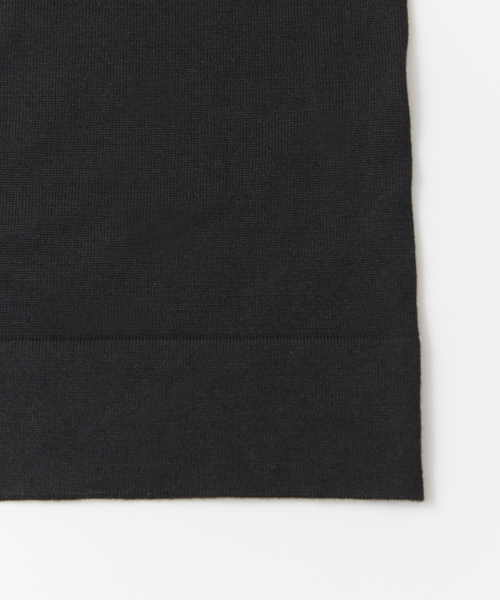 URBAN RESEARCH（アーバンリサーチ）の「UR ELIN HGAGE RIBED CUFF TURTLE（ニット/セーター・レディース・ホワイト/ブラック・36）」の14枚目の写真