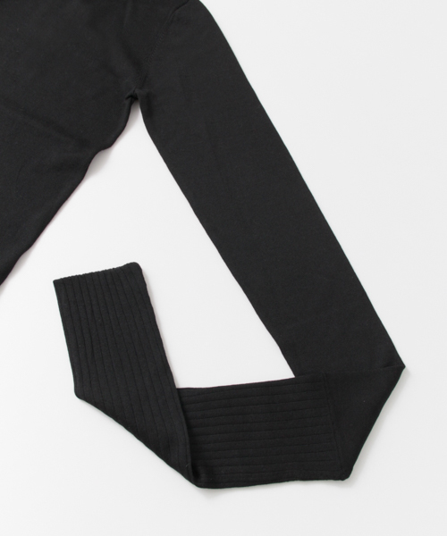URBAN RESEARCH（アーバンリサーチ）の「UR ELIN HGAGE RIBED CUFF TURTLE（ニット/セーター・レディース・ホワイト/ブラック・36）」の12枚目の写真