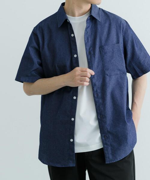 ITEMS URBANRESEARCH（アイテムズ アーバンリサーチ）の「TCインディゴ レギュラーカラー半袖シャツ（シャツ/ブラウス・メンズ・ライトブルー/ネイビー/ブルー・LARGE/MEDIUM）」の3枚目の写真