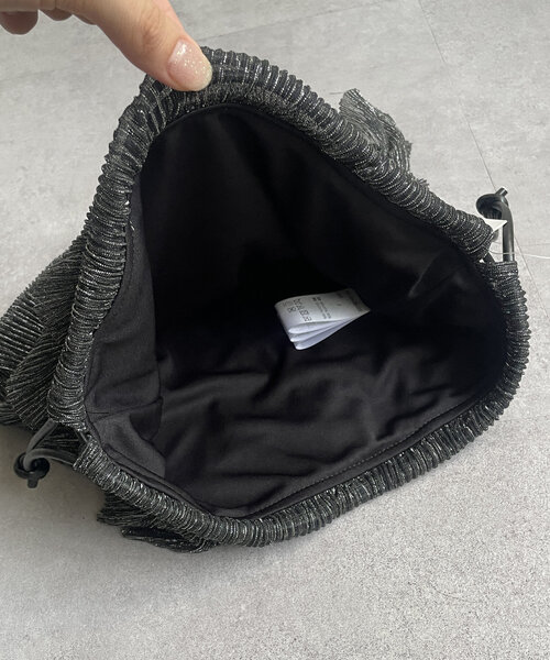 Thevon（ゼボン）の「ラメシアーフリル巾着バッグ（トートバッグ・レディース・ブラック/オフホワイト/ブラウン・FREE）」の14枚目の写真