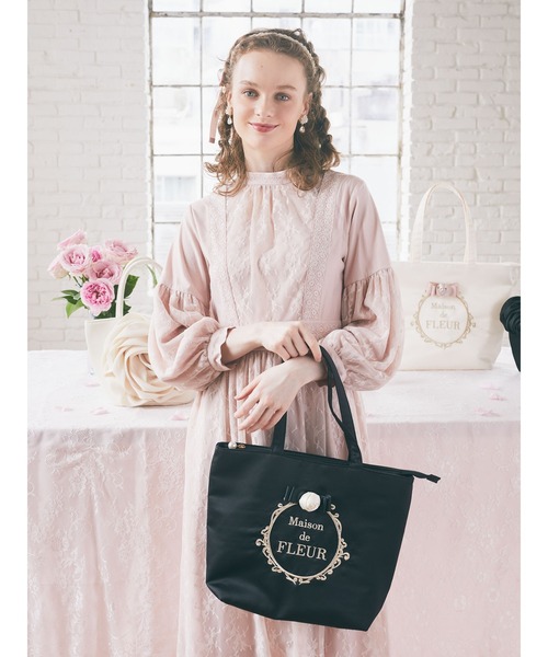 Maison de FLEUR（メゾンドフルール）の「ローズグログランリボン