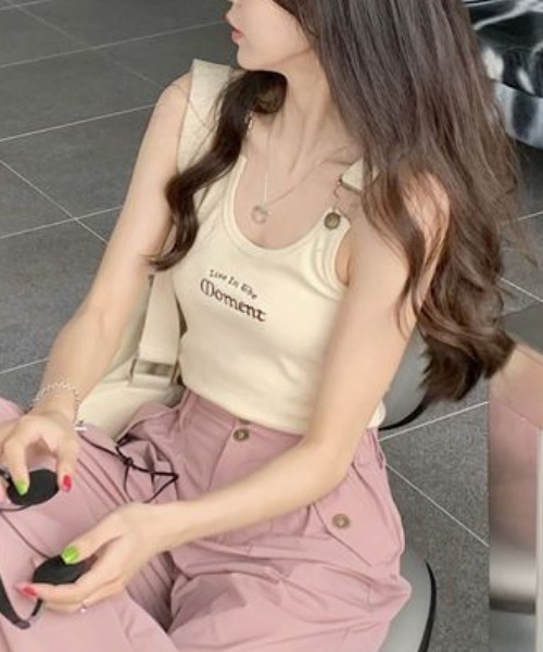 刺繍入りサスペンダータンクトップ（タンクトップ）｜Vipoa（ヴィポア