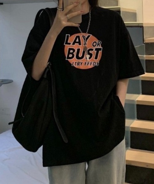 SHEENA(シーナ)の「LAY or BUSTロゴプリントルーズTシャツ(Tシャツ/カットソー・レディース・オレンジ/グレー/ブラック・M)」の18枚目の写真