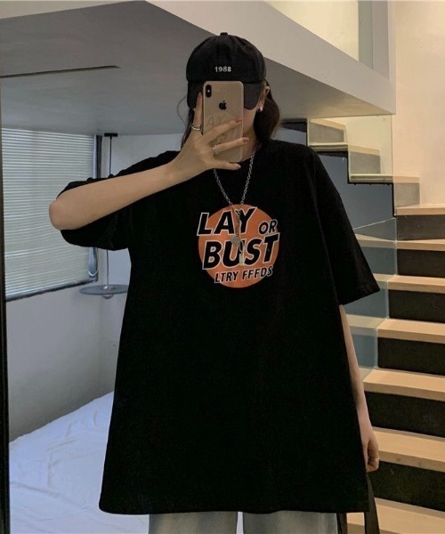 SHEENA(シーナ)の「LAY or BUSTロゴプリントルーズTシャツ(Tシャツ/カットソー・レディース・オレンジ/グレー/ブラック・M)」の19枚目の写真