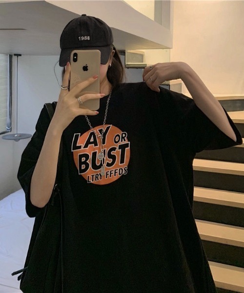 SHEENA(シーナ)の「LAY or BUSTロゴプリントルーズTシャツ(Tシャツ/カットソー・レディース・オレンジ/グレー/ブラック・M)」の20枚目の写真