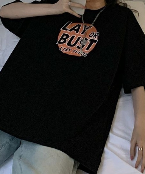 SHEENA(シーナ)の「LAY or BUSTロゴプリントルーズTシャツ(Tシャツ/カットソー・レディース・オレンジ/グレー/ブラック・M)」の21枚目の写真