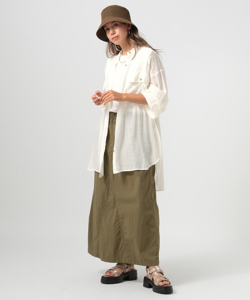 BAYFLOW（ベイフロー）の「[透け感が涼しげ]シアースラブロングシャツ（シャツ/ブラウス・レディース・チャコール/オフホワイト/ブルーグリーン・FREE）」の5枚目の写真