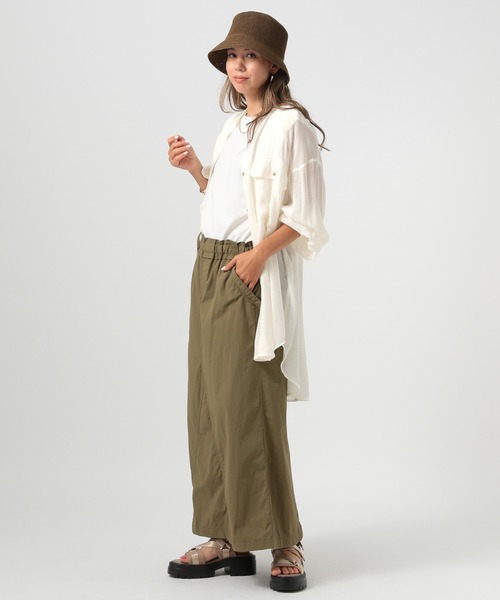 BAYFLOW（ベイフロー）の「[透け感が涼しげ]シアースラブロングシャツ（シャツ/ブラウス・レディース・チャコール/オフホワイト/ブルーグリーン・FREE）」の6枚目の写真