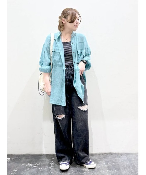 BAYFLOW（ベイフロー）の「[透け感が涼しげ]シアースラブロングシャツ（シャツ/ブラウス・レディース・チャコール/オフホワイト/ブルーグリーン・FREE）」の11枚目の写真