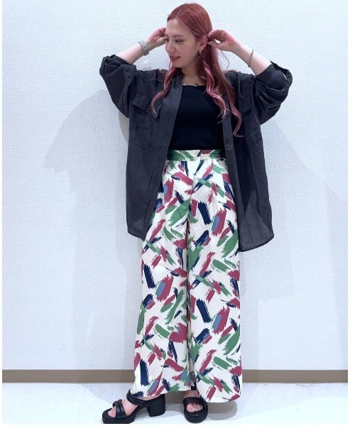 BAYFLOW（ベイフロー）の「[透け感が涼しげ]シアースラブロングシャツ（シャツ/ブラウス・レディース・チャコール/オフホワイト/ブルーグリーン・FREE）」の9枚目の写真