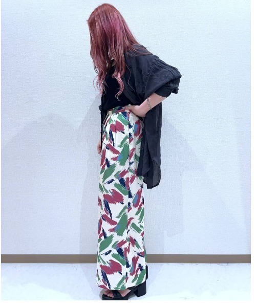 BAYFLOW（ベイフロー）の「[透け感が涼しげ]シアースラブロングシャツ（シャツ/ブラウス・レディース・チャコール/オフホワイト/ブルーグリーン・FREE）」の10枚目の写真