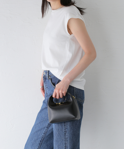 B.C STOCK(ベーセーストック)の「SINBONO/シンボノ Vienna Top Handle Crossbody Bag(ハンドバッグ・レディース・ブラック・FREE)」の15枚目の写真