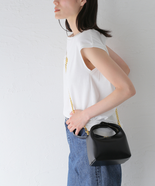 B.C STOCK(ベーセーストック)の「SINBONO/シンボノ Vienna Top Handle Crossbody Bag(ハンドバッグ・レディース・ブラック・FREE)」の17枚目の写真