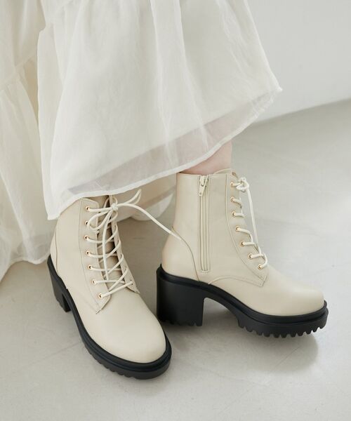 MAJESTIC LEGON(マジェスティックレゴン)の「レースアップショートブーツ(ブーツ・レディース・ブラウン/アイボリー/ブラック・X-LARGE/LARGE/MEDIUM/SMALL)」の10枚目の写真