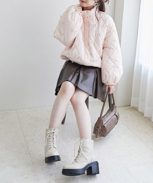 MAJESTIC LEGON(マジェスティックレゴン)の「レースアップショートブーツ(ブーツ・レディース・ブラウン/アイボリー/ブラック・X-LARGE/LARGE/MEDIUM/SMALL)」の12枚目の写真