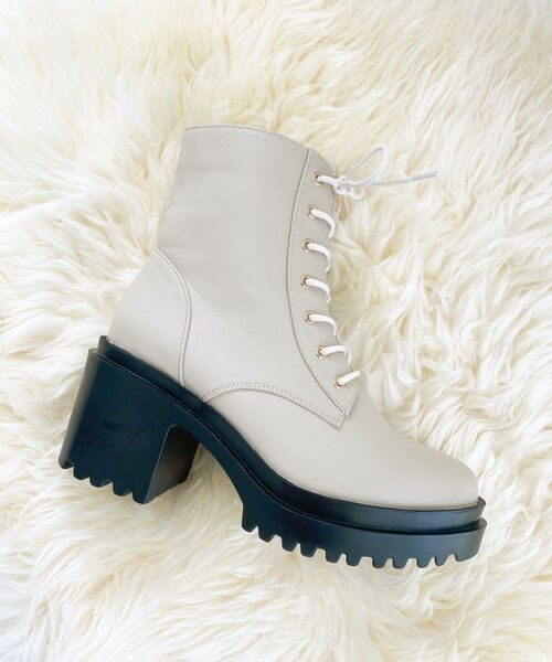 MAJESTIC LEGON(マジェスティックレゴン)の「レースアップショートブーツ(ブーツ・レディース・ブラウン/アイボリー/ブラック・X-LARGE/LARGE/MEDIUM/SMALL)」の13枚目の写真