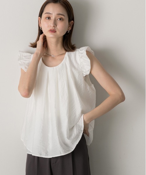ad thie(アドティエ)の「袖フリル タックブラウス(シャツ/ブラウス・レディース・ブラック/ライトブルー/オフホワイト/ナチュラル・FREE)」の9枚目の写真