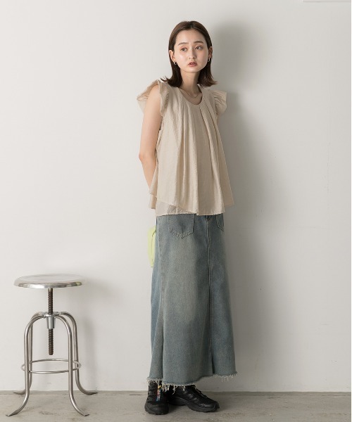 ad thie(アドティエ)の「袖フリル タックブラウス(シャツ/ブラウス・レディース・ブラック/ライトブルー/オフホワイト/ナチュラル・FREE)」の21枚目の写真