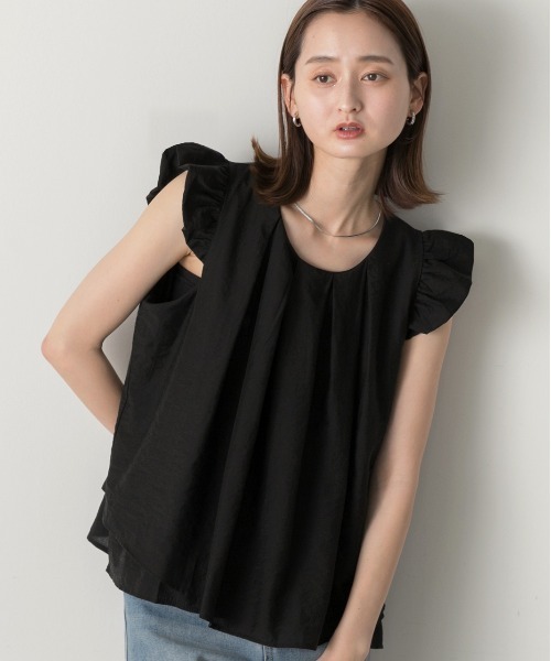 ad thie(アドティエ)の「袖フリル タックブラウス(シャツ/ブラウス・レディース・ブラック/ライトブルー/オフホワイト/ナチュラル・FREE)」の18枚目の写真