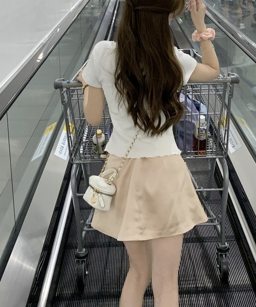 leune（ルネ）の「トリプルミニリボントップス/リボン付フロントスリットTシャツ（Tシャツ/カットソー・レディース・オフホワイト/グレー/ブラック・FREE）」の15枚目の写真