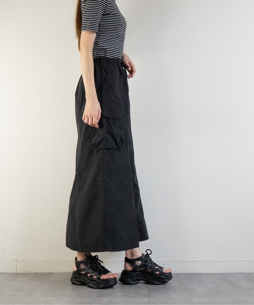 Fabby fabby（ファビィーファビィー）の「厚底カットワークスポーツサンダル（サンダル・レディース・ブラック/オフホワイト・SMALL/MEDIUM/LARGE）」の20枚目の写真