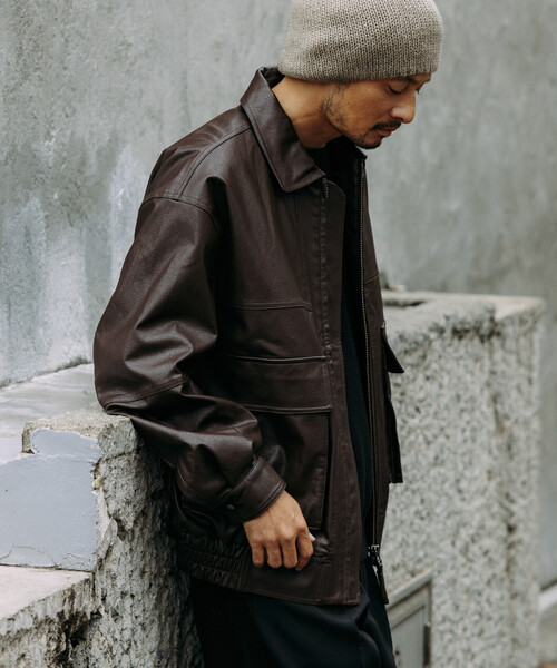 FREAK'S STORE(フリークスストア)の「FREAK’S STORE/フリークスストア フェイクレザー ジップアップ ブルゾン/リラックスフィット(ブルゾン・メンズ・ブラック/ブラウン・MEDIUM/LARGE)」の9枚目の写真