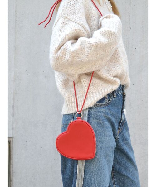 Ungrid（アングリッド）の「ハートショルダーミニバッグ（ショルダーバッグ・レディース・ブラック/レッド/シルバー・FREE）」の12枚目の写真